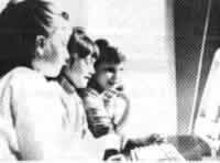 Mädchen chatten auch zu mehreren.